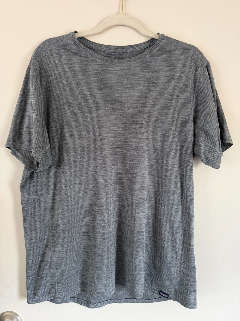 Patagonia Men's Heathered Gray Crew Neck Short Sleeve Tee